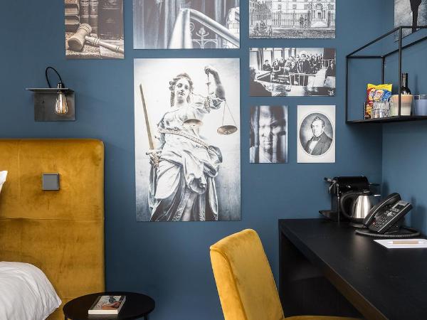 Court Hotel Utrecht City Centre : photo 4 de la chambre chambre double ou lits jumeaux