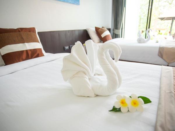 The Retreat Khaolak Resort - SHA Extra Plus : photo 5 de la chambre chambre lits jumeaux deluxe avec balcon