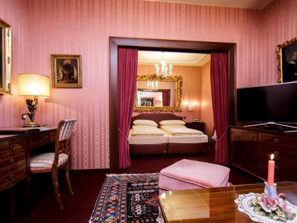 Hotel Palais Porcia : photo 9 de la chambre suite