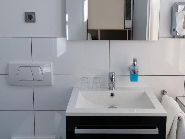 Hotel Landhaus Schlachtensee : photo 4 de la chambre chambre double