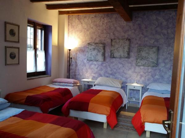 R&B Albero Cavo Parma : photo 4 de la chambre chambre quadruple