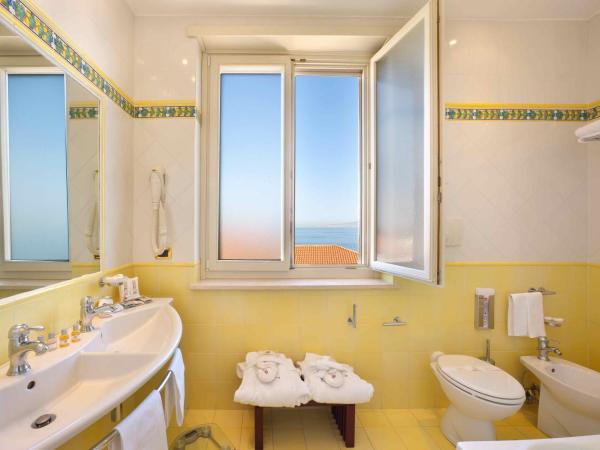 Hotel Continental : photo 5 de la chambre suite junior - vue sur mer