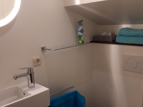 Rooms on Water : photo 5 de la chambre cabine de bateau supérieure