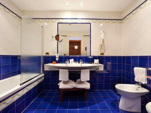 Hotel Continental : photo 4 de la chambre chambre double ou lits jumeaux