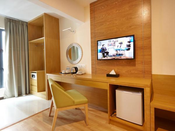 Hotel Six Seasons @ Mid Valley : photo 1 de la chambre chambre lit queen-size deluxe