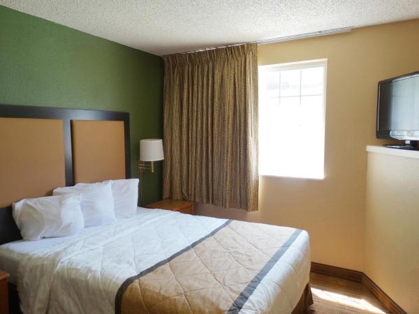 Extended Stay America Select Suites - Jacksonville Salisbury Rd Southpoint : photo 5 de la chambre suite 1 chambre avec 1 lit queen-size - non-fumeurs