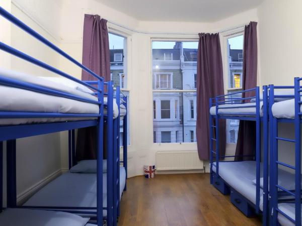 Saint James Backpackers : photo 4 de la chambre lit dans dortoir mixte de 8 lits 