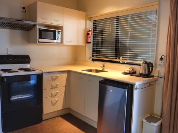 Marksman Motor Inn : photo 3 de la chambre suite 2 chambres