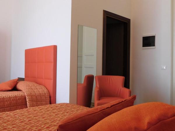 Moonlight Hotel&Suites : photo 4 de la chambre chambre triple deluxe