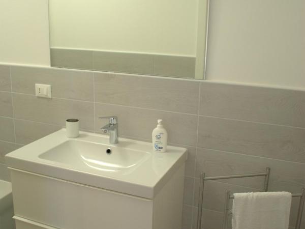 Agli Ospedali : photo 7 de la chambre chambre familiale avec salle de bains privative