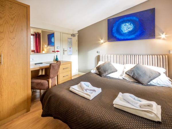 Hotel Rhodos Morzine : photo 8 de la chambre petite chambre double