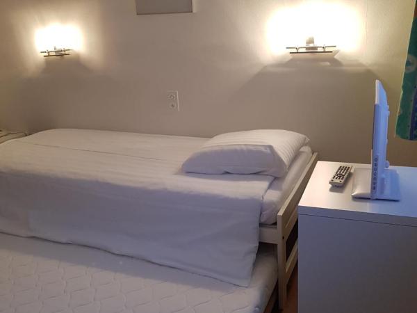 Hotel Elite : photo 2 de la chambre chambre double ou lits jumeaux avec salle de bains