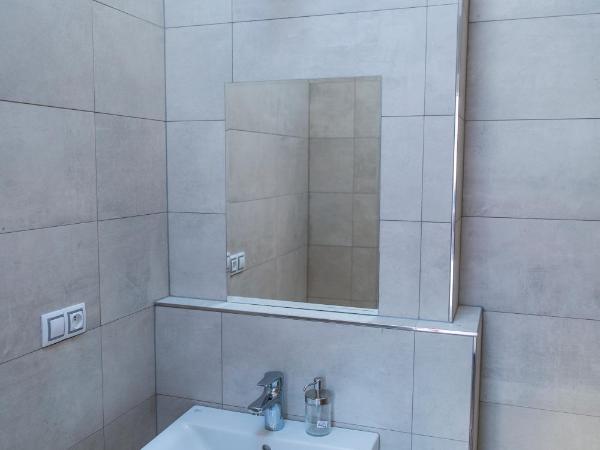 Gregory House : photo 1 de la chambre appartement avec terrasse et cuisine