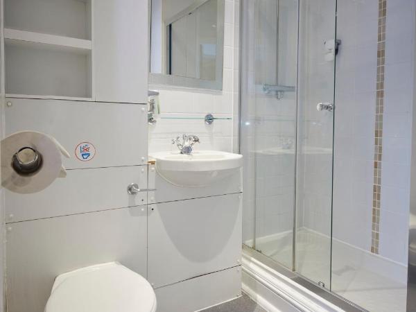 Childwall Abbey, Liverpool by Marston's Inns : photo 6 de la chambre chambre double standard