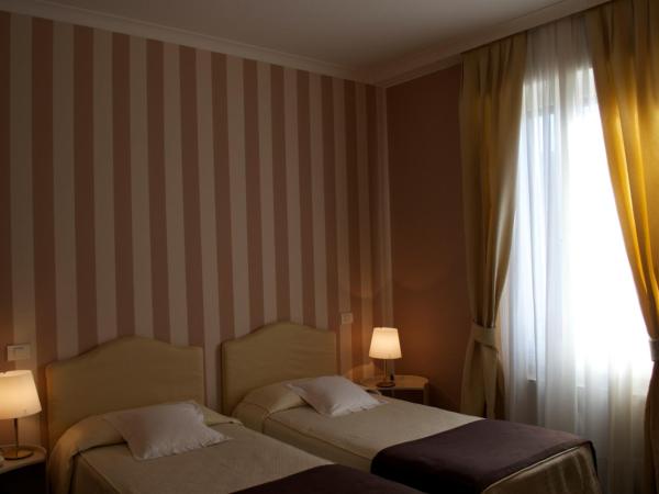 Hotel Colombia : photo 6 de la chambre chambre lits jumeaux