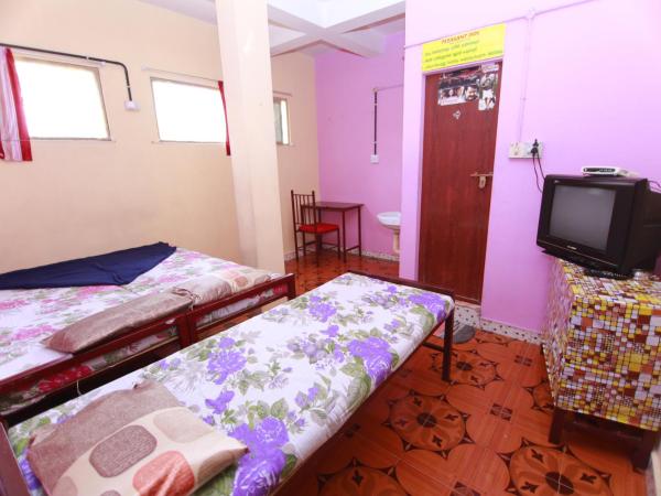 Pleasant Inn : photo 2 de la chambre chambre triple Économique