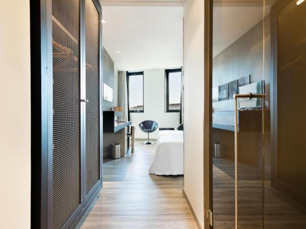 Hotel Barcelona Condal Mar Affiliated by Meliá : photo 3 de la chambre chambre standard