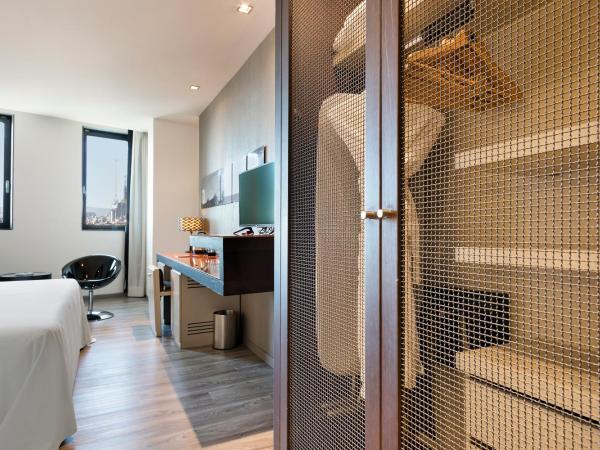 Hotel Barcelona Condal Mar Affiliated by Meliá : photo 4 de la chambre chambre premium