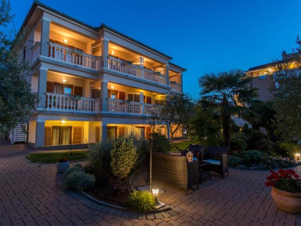 Vila Milcetic : photo 10 de la chambre chambre double standard - vue sur jardin