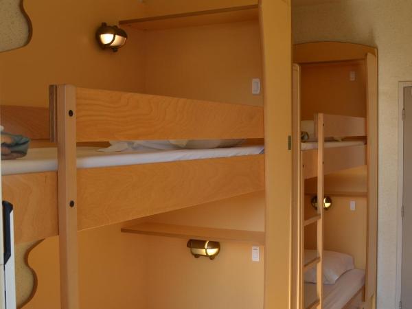 Auberge de Jeunesse : photo 3 de la chambre lit dans dortoir pour hommes de 4 lits
