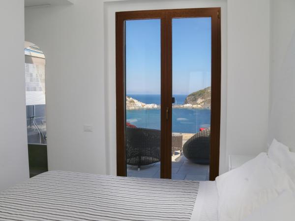 Hotel Torre Sant'Angelo : photo 3 de la chambre chambre double deluxe - vue sur mer