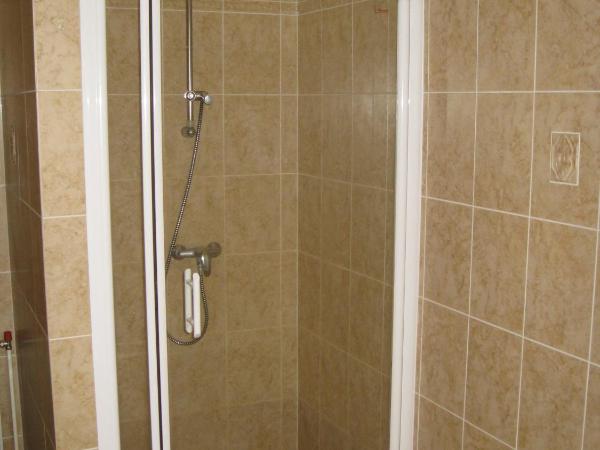 Ragtime : photo 1 de la chambre chambre double avec salle de bains privative