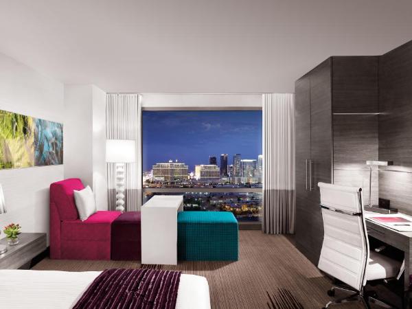 Palms Casino Resort : photo 4 de la chambre chambre 2 lits queen-size ivory