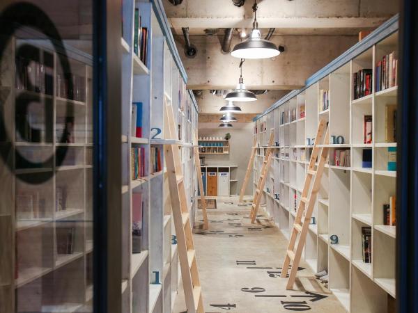 bnbplus Niigata Book Inn : photo 7 de la chambre lit superposé dans dortoir mixte