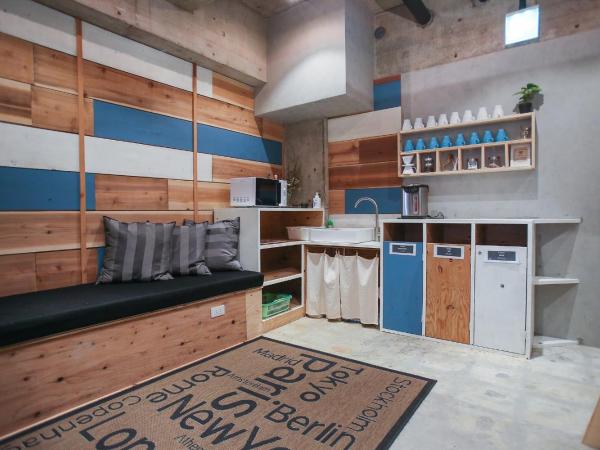 bnbplus Niigata Book Inn : photo 3 de la chambre lit superposé dans dortoir mixte