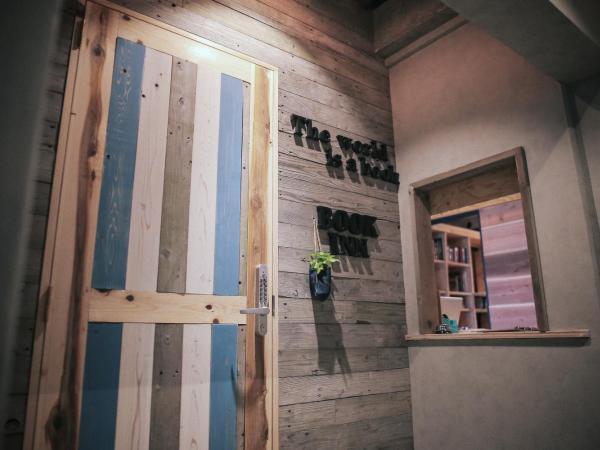 bnbplus Niigata Book Inn : photo 2 de la chambre lit superposé dans dortoir mixte