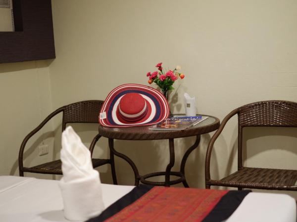 Khaolak Grand City : photo 4 de la chambre chambre double ou lits jumeaux Économique