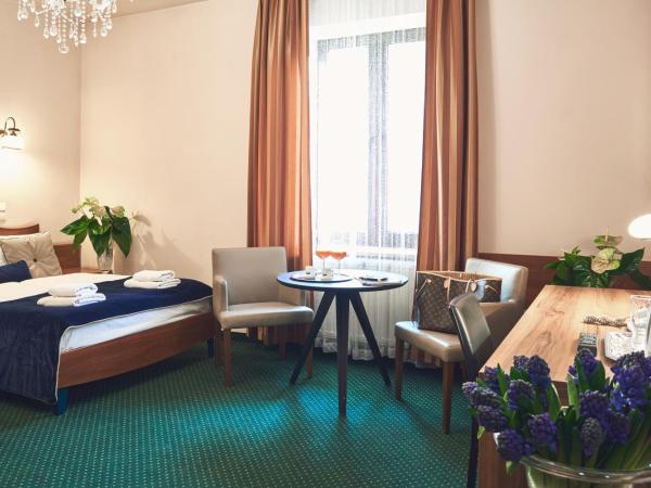 Nobilton Hotel : photo 3 de la chambre chambre triple