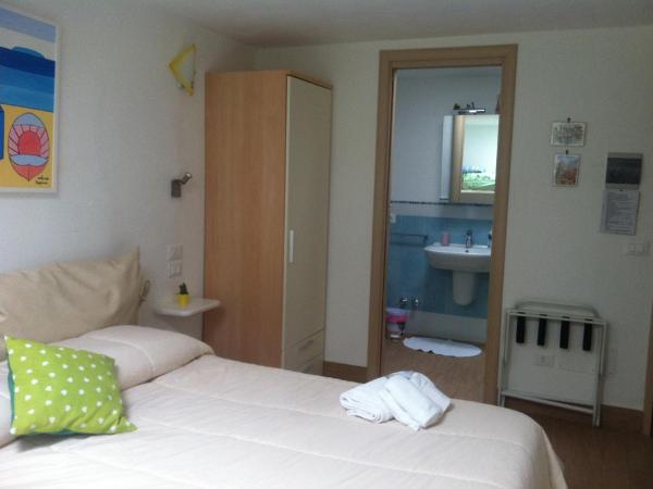 B&B Celestina Ischia : photo 4 de la chambre chambre quadruple