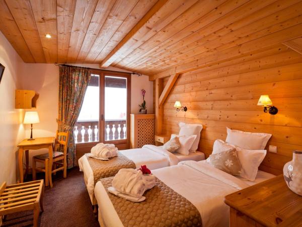 Hotel les Flocons : photo 3 de la chambre chambre double ou lits jumeaux supérieure