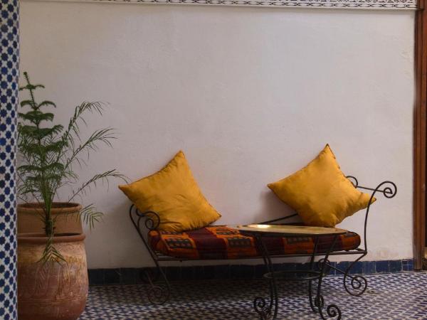 Riad Jamaï : photo 5 de la chambre chambre lits jumeaux anis