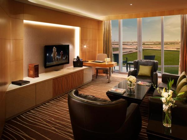 The Meydan Hotel Dubai : photo 6 de la chambre suite panoramique avec petit-déjeuner et dîner
