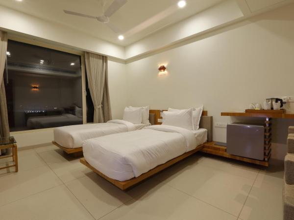 Hotel 440, A Serene Stay : photo 1 de la chambre chambre double exécutive