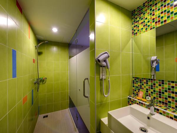 Ibis Styles Kuala Lumpur Fraser Business Park : photo 4 de la chambre chambre standard lit queen-size