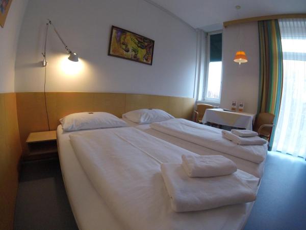 Haus Mobene - Hotel Garni : photo 7 de la chambre chambre double