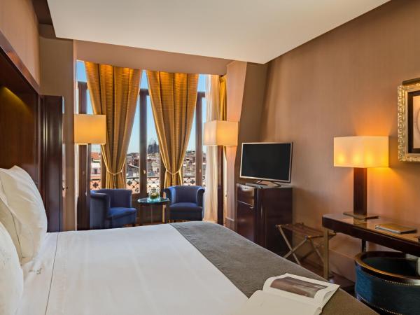 Hotel Casa Fuster G.L Monumento : photo 4 de la chambre chambre deluxe double ou lits jumeaux