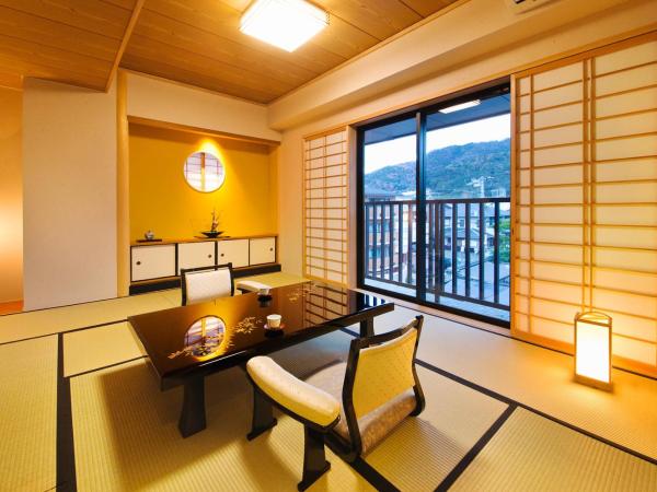 Ryokan KANADE : photo 1 de la chambre chambre de style japonais avec alcôve japonaise (tokonoma) - non-fumeurs