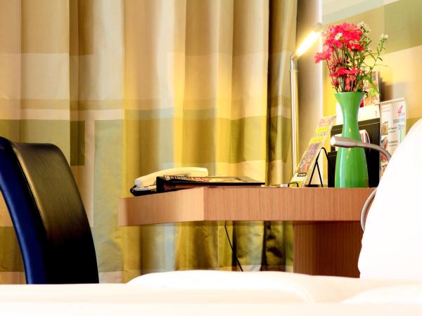 Le Fenix Sukhumvit 11 Bangkok : photo 5 de la chambre chambre triple standard