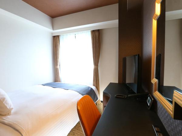 Hotel Wing International Select Osaka Umeda : photo 3 de la chambre petite chambre double - non-fumeurs