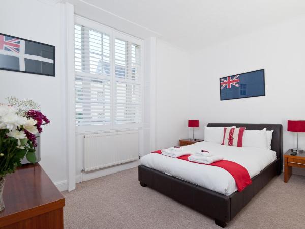 Hamptons Brighton : photo 1 de la chambre chambre double avec salle de bains privative