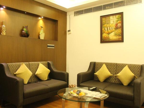 Hotel Nk Grand Park Airport Hotel : photo 2 de la chambre suite exécutive