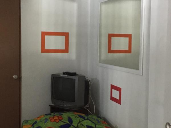 Hotel El Kiosco : photo 2 de la chambre chambre double