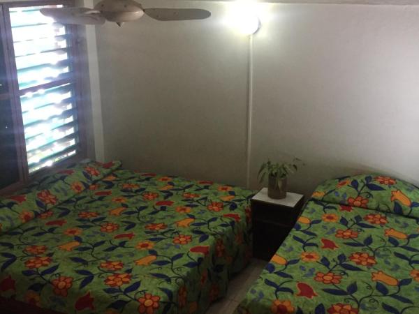 Hotel El Kiosco : photo 9 de la chambre studio familial