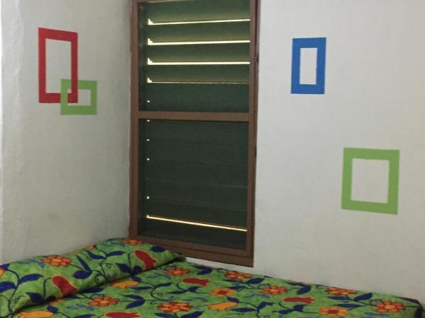 Hotel El Kiosco : photo 3 de la chambre chambre double