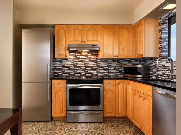 Best Western PLUS Inner Harbour Hotel : photo 7 de la chambre suite 1 chambre - vue sur port