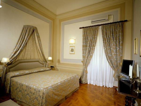 Palazzo Niccolini al Duomo Residenza D'Epoca : photo 3 de la chambre suite